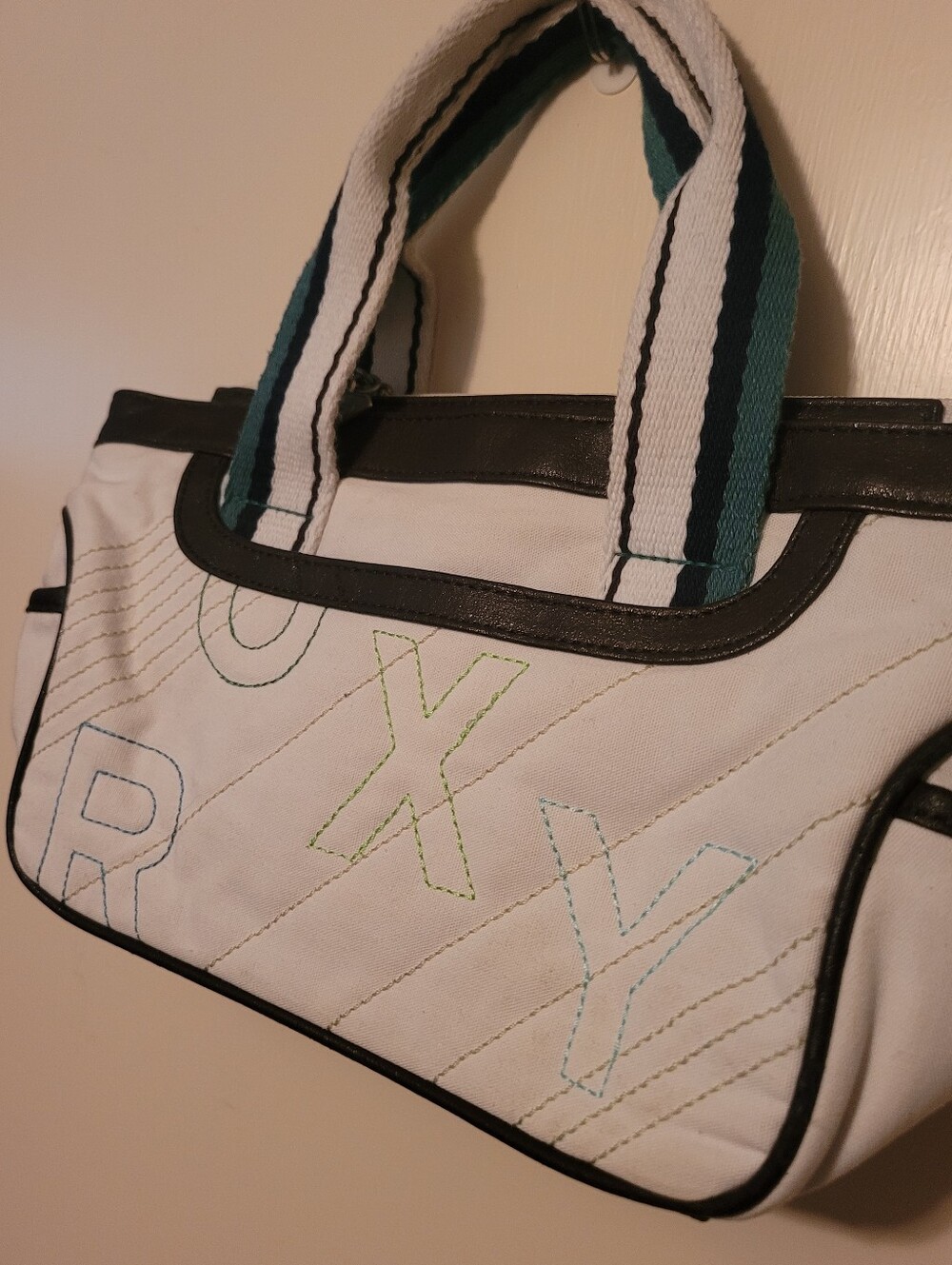 Roxy White Canvas Small Tote Bag Purse with Teal Blue Stripped Handels Y2K